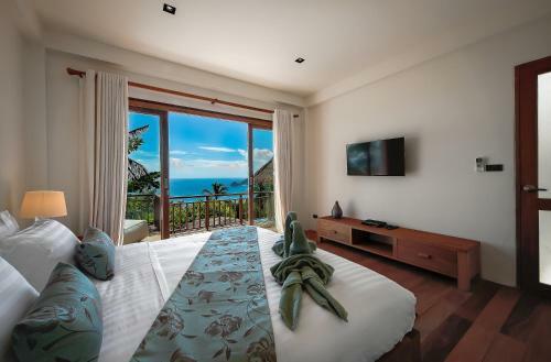 Phandara Luxury Pool Villas