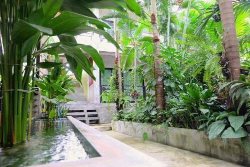 Hotel Blue Wave House