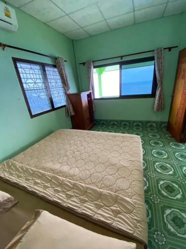 Hostal Sunsea View Bungalow Koh Tao