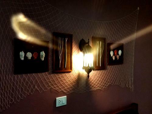 Hostal The Miracle Guesthouse & Diving