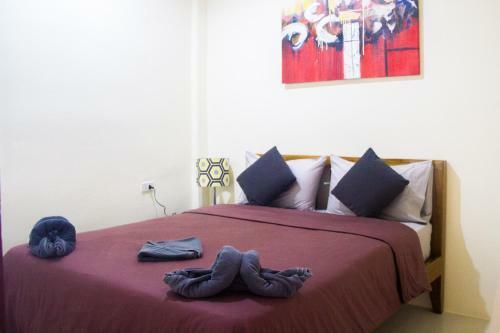 Hostal The Miracle Guesthouse & Diving