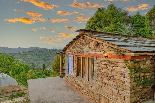 Villa Saffronstays El Sueno