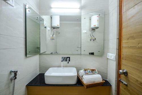 Hotel Anand Vardhan Resorts