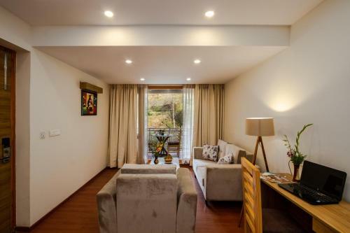 Hotel Anand Vardhan Resorts