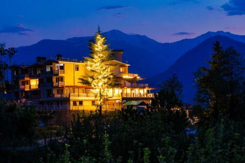 Hotel Anand Vardhan Resorts