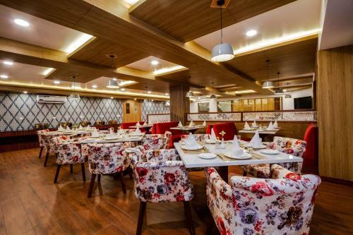 Hotel Anand Vardhan Resorts