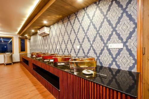 Hotel Anand Vardhan Resorts