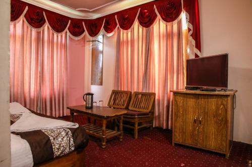 Hotel The Century