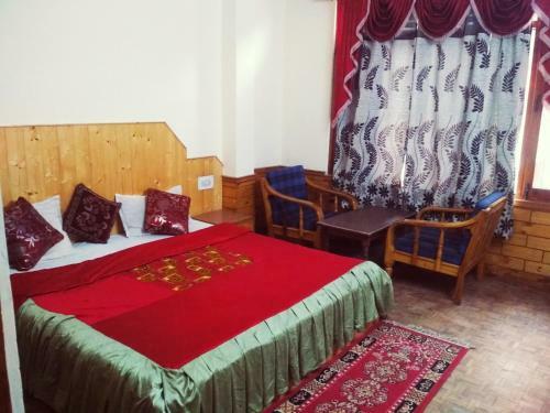 Hotel Snow Mountain Manali
