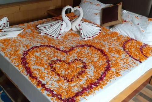 Hotel Chandel Royal Cottage Crc