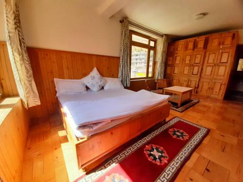The Suburban Cottage - 2 Bedroom Set