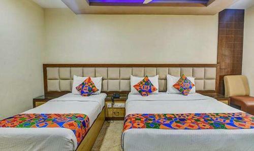 Fabhotel Chennai Palace