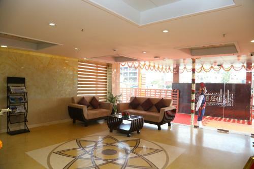 Hotel Raaj Bhaavan Clarks Inn Chennai