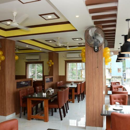 Hotel Jfive Residency