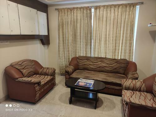 Cute Orange Service Apartments
