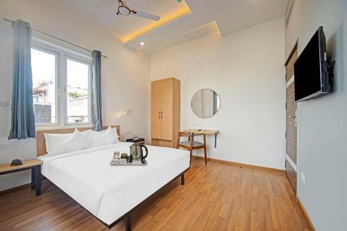 Upar Hotels -t Nagar