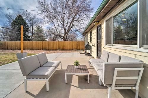 Modern Littleton Home With Yard Pets Welcome!