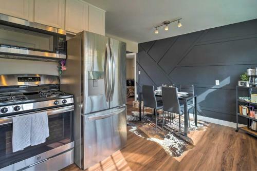 Modern Littleton Home With Yard Pets Welcome!