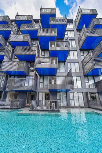 Apartamento The Deck Modern Resort Phuket
