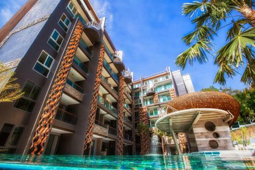 Emerald Terrace Apartment Patong