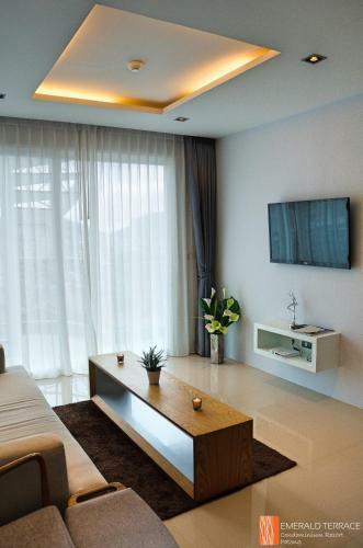 Emerald Terrace Apartment Patong