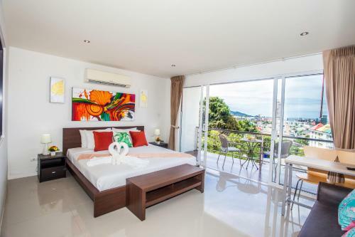 Wazza's Patong Apartment