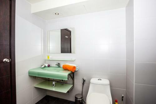 Wazza's Patong Apartment