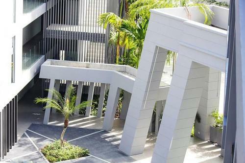 Exotic 4*twin Sands Studio Apartment