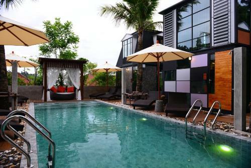 Bukit Pool Villas - Sha Extra Plus
