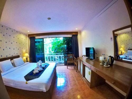 Happy Holiday Resort And Apartments Patong Beach