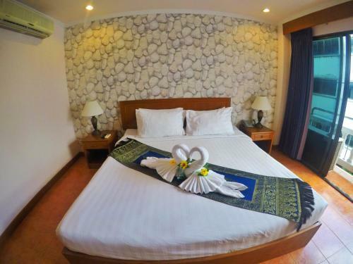 Happy Holiday Resort And Apartments Patong Beach