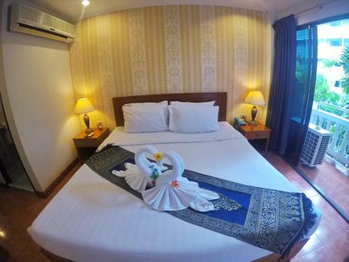Happy Holiday Resort And Apartments Patong Beach