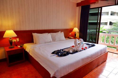 Happy Holiday Resort And Apartments Patong Beach