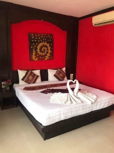 Hostal Lepetitparis @patong