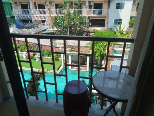 Hotel The Top Patong Resort