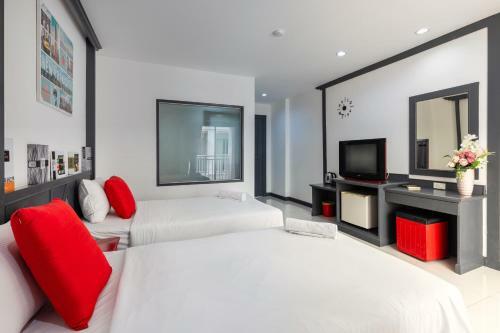 Hotel Baya Phuket