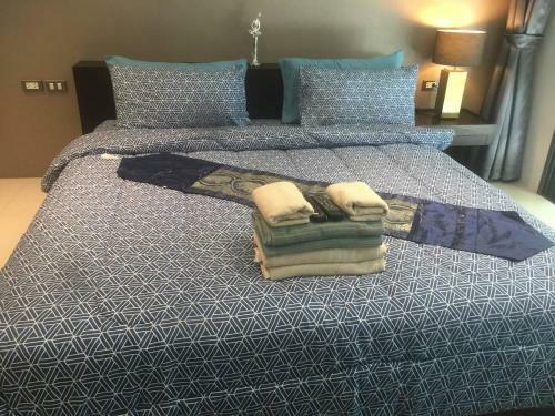 Patong Hill Cozy Studio With Nice Pool And Garden