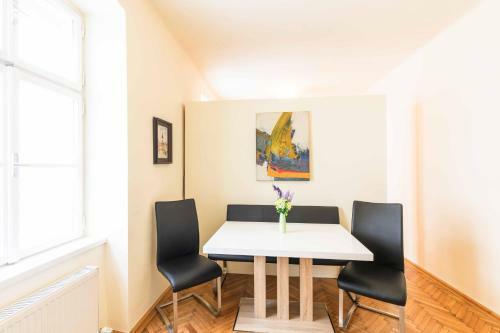 Apartamento Wohnung Rathausplatz St. P�lten
