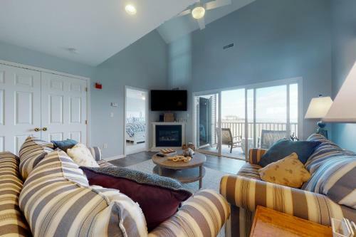 Bethany Bay --- 4306 Pettinaro