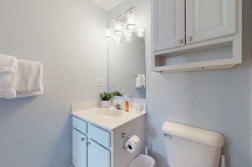 Bethany Bay --- 4306 Pettinaro