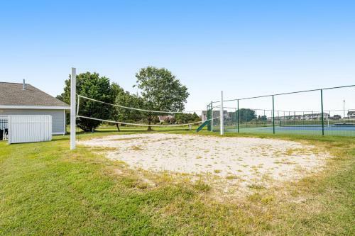 Bethany Bay --- 4306 Pettinaro