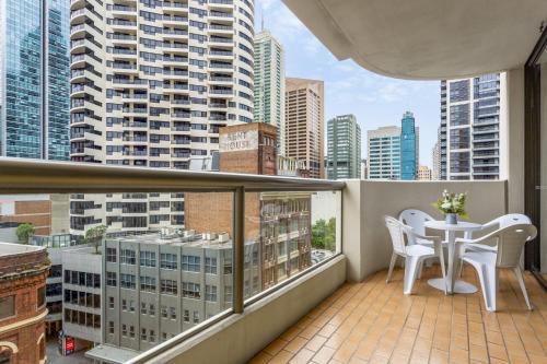 Modern Apartment With Parking, Great Cbd Location
