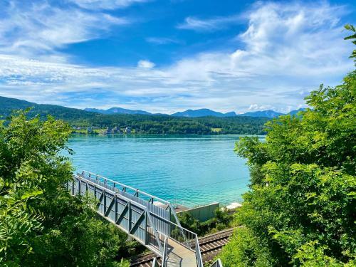 Apartamento Ferienappartement ?zuhaus? Am W�rthersee?