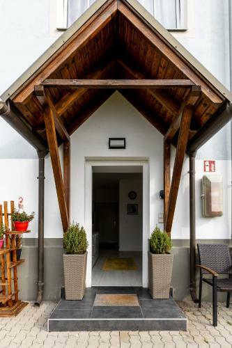 Sofia Apartment & Zimmer