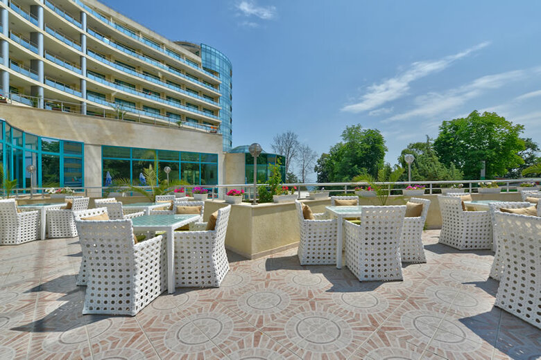 Hotel Marina Grand Beach