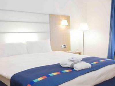 Hotel Mercure Cardiff North