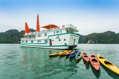 L'azalee Cruise Halong