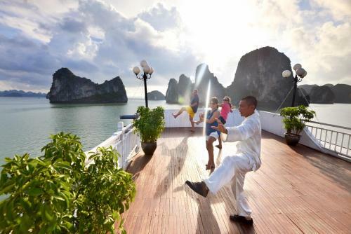 Signature Halong Cruise