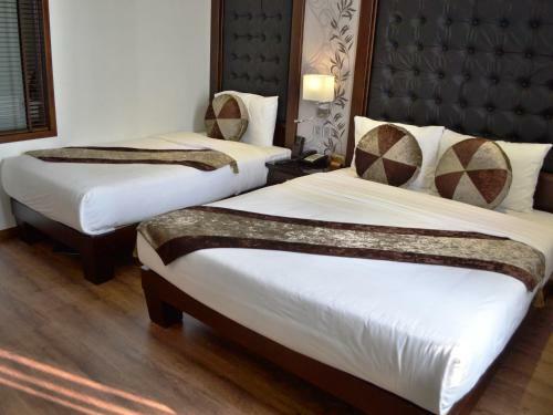 City Bay Palace Hotel