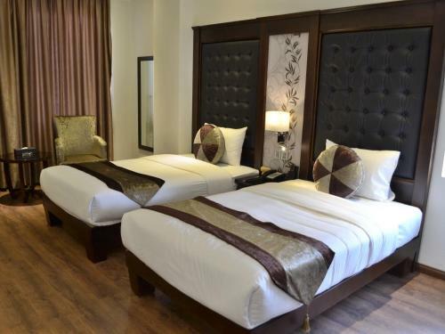 City Bay Palace Hotel